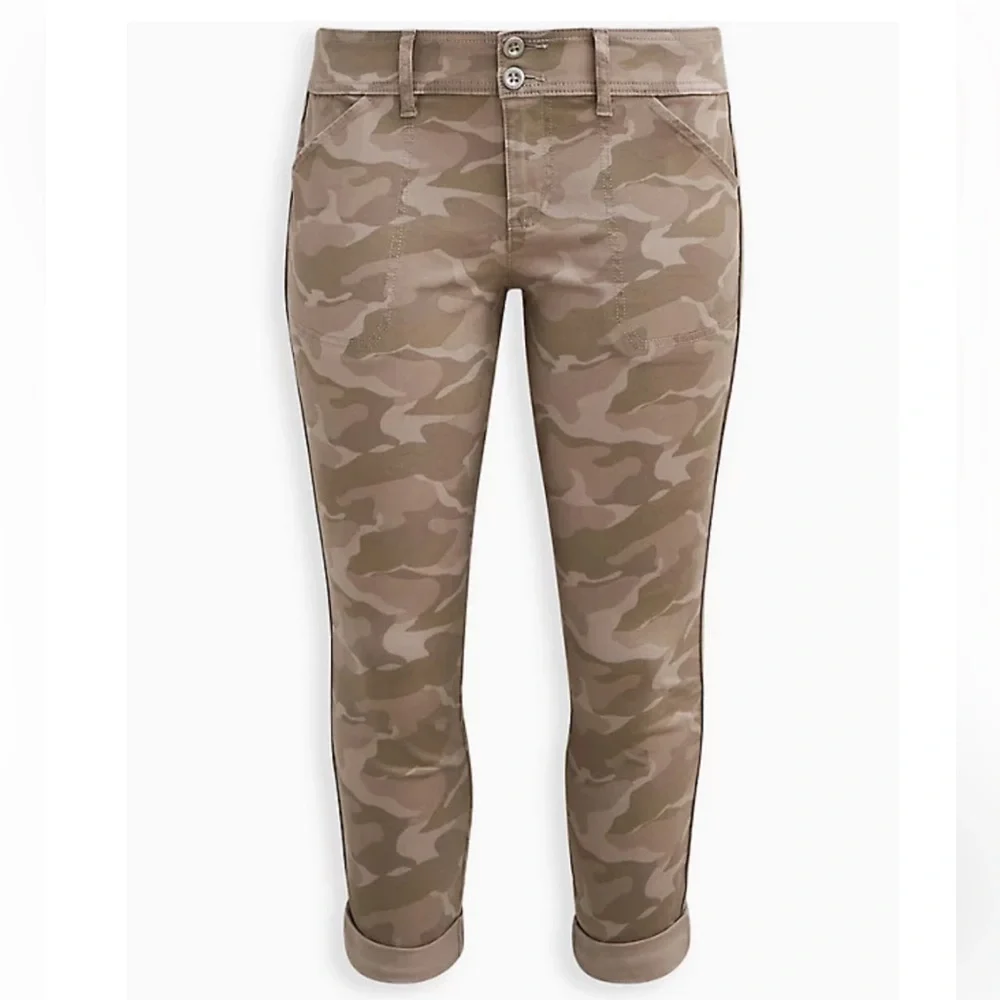 Torrid CROP AVIATOR SKINNY STRETCH TWILL MID-RISE PANT - Picture 5 of 5